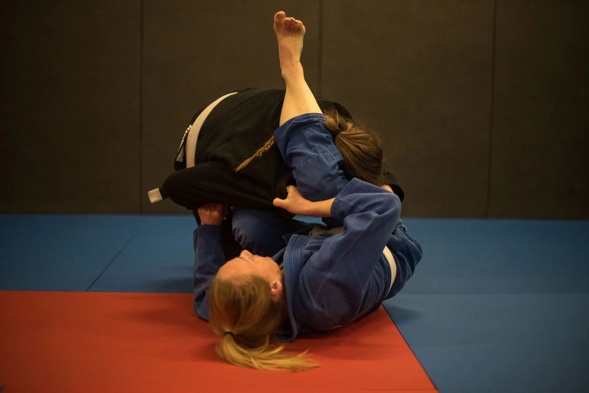 Combat entre pratiquantes au Ladies Mat Fifty du 14 janvier 2024