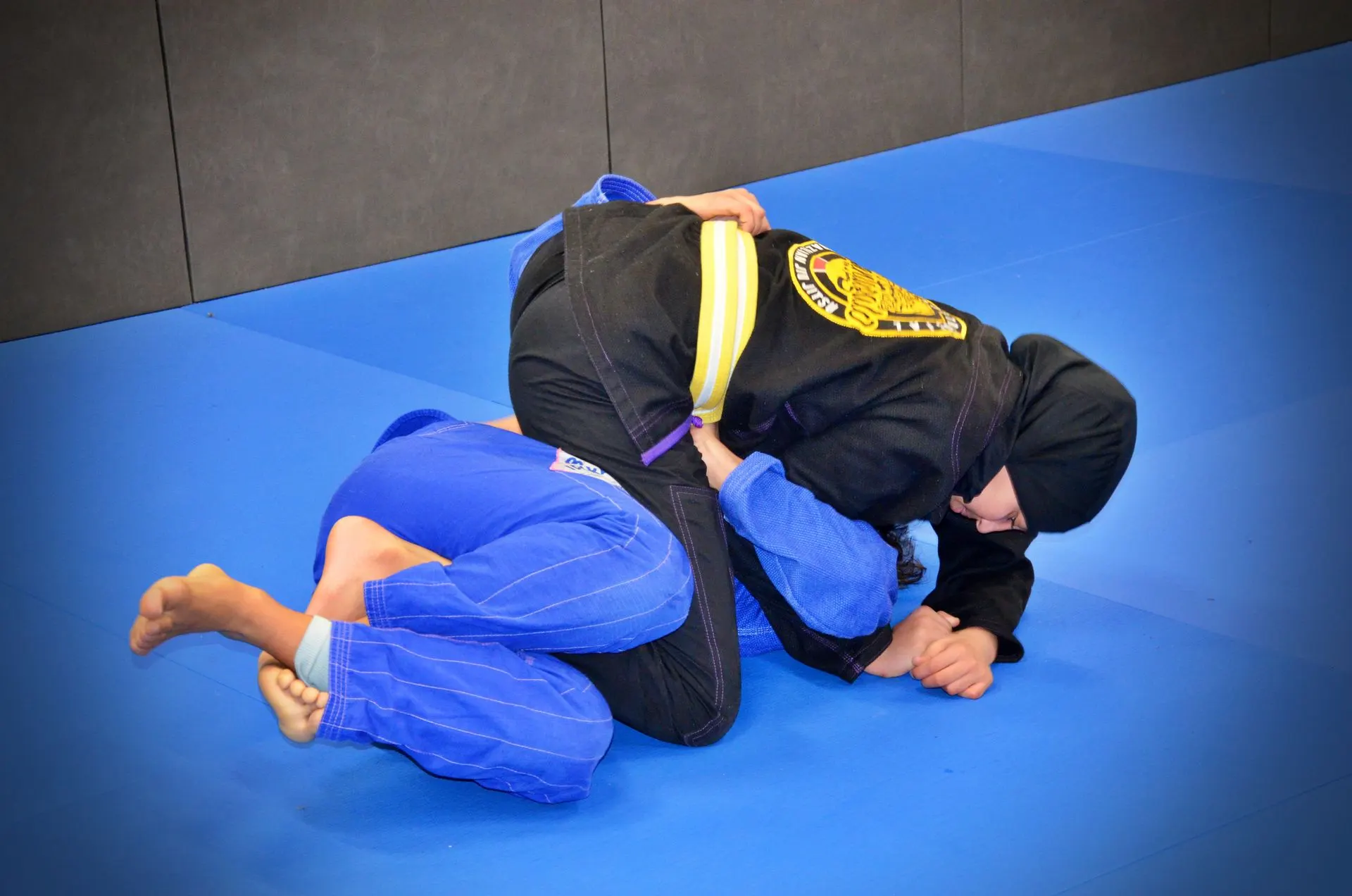 Combat entre pratiquantes au Ladies Mat Fifty du 10 mars 2024